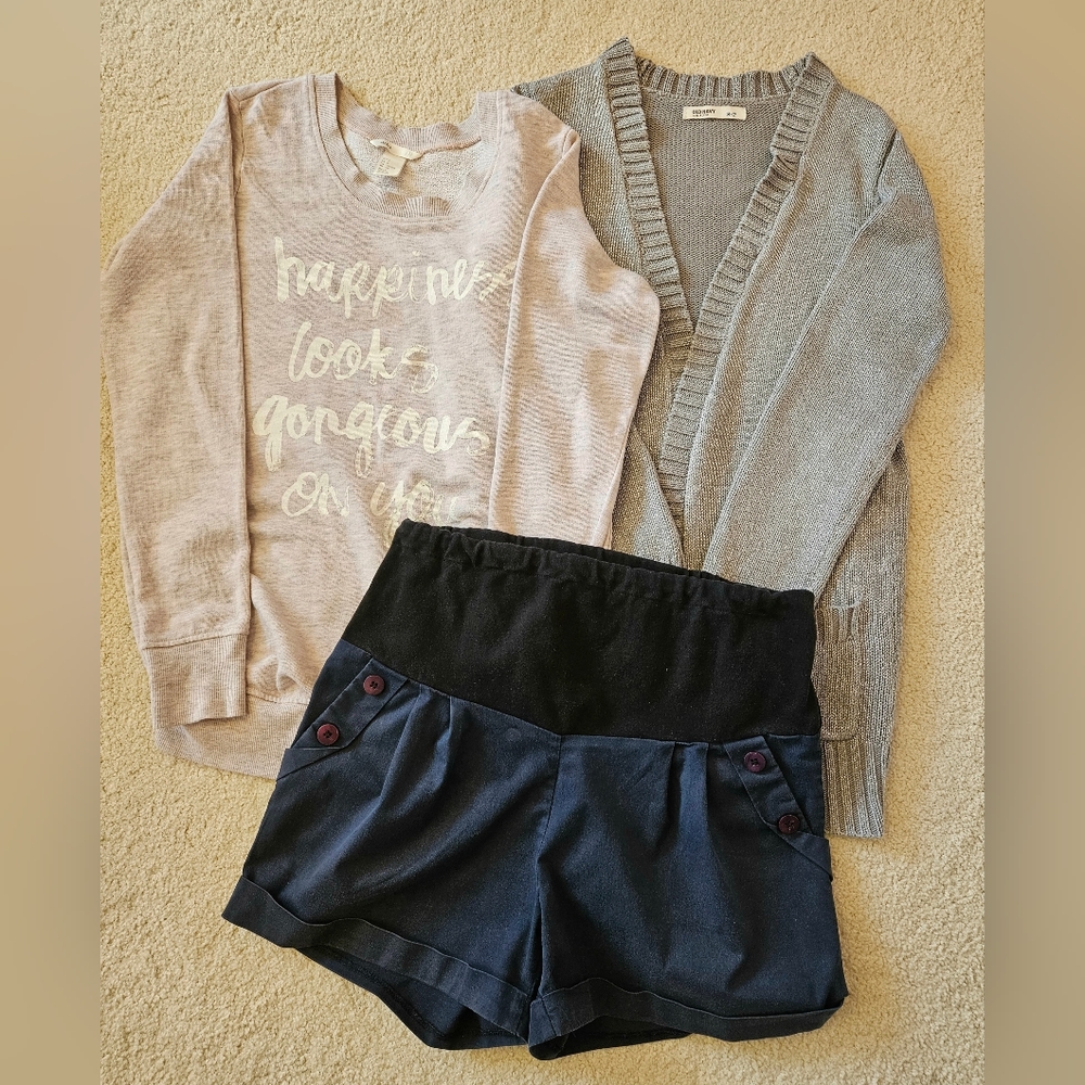 Maternity shirt, shorts and cardigan